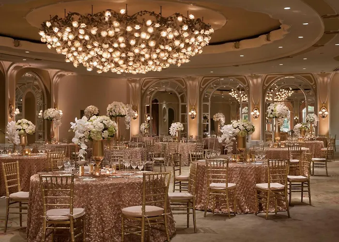 The Beverly Hills Hotel - Dorchester Collection Los Angeles